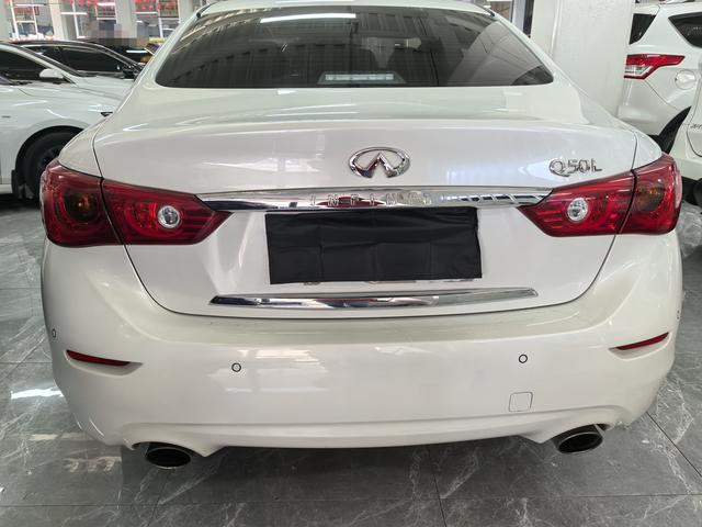 Infiniti Q50L