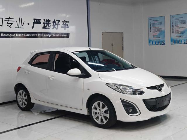 Mazda 2