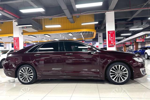 Lincoln MKZ