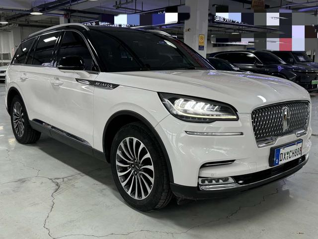 Lincoln Aviator