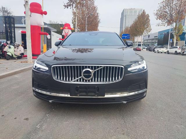 Volvo S90 PHEV