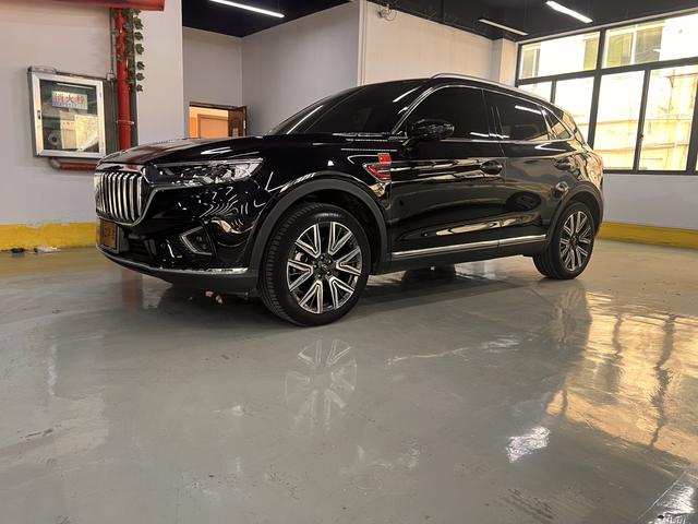 Hongqi HS5