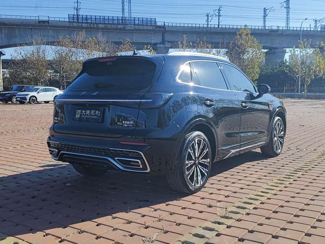 Hongqi HS5