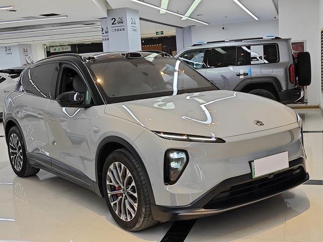 NIO ES6