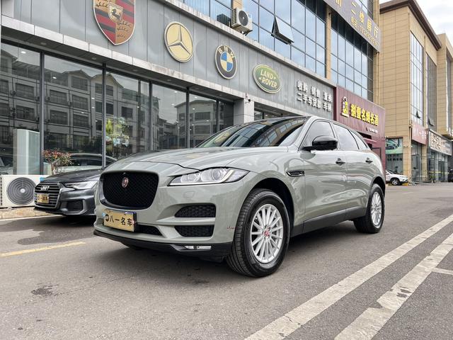 Jaguar F-PACE