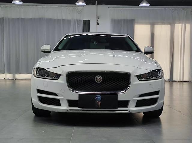 Jaguar XEL