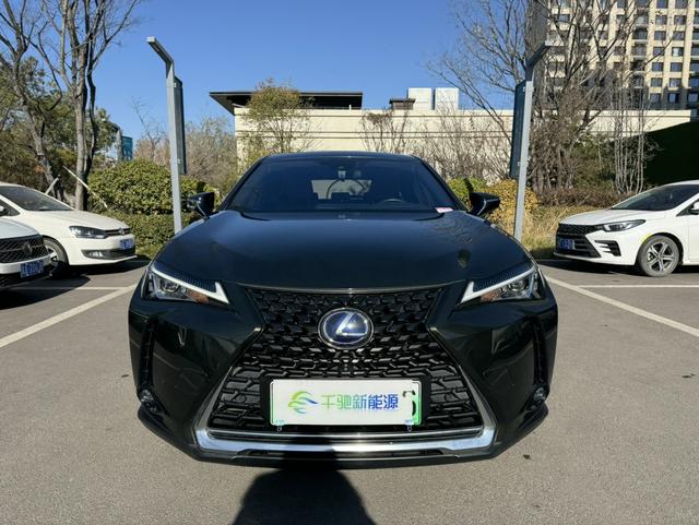 Lexus UX EV