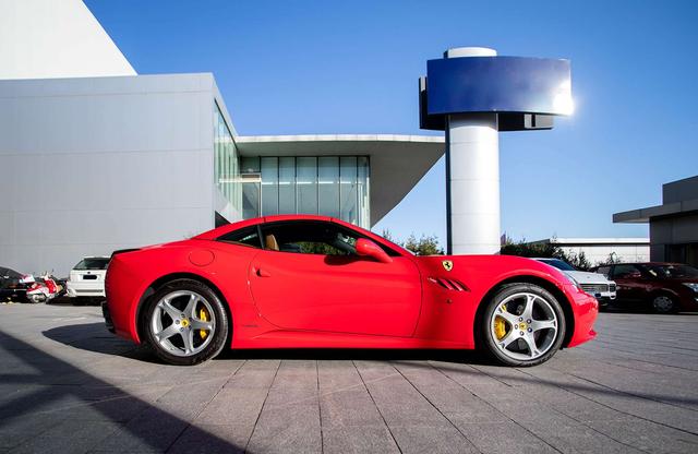 Ferrari California T