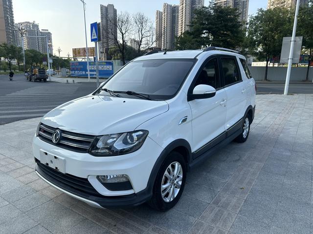 Dongfeng Fengon 370