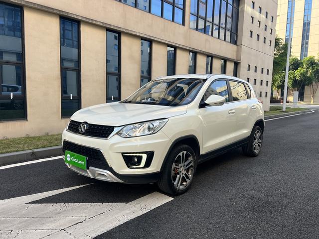 BAIC Shenbao X35