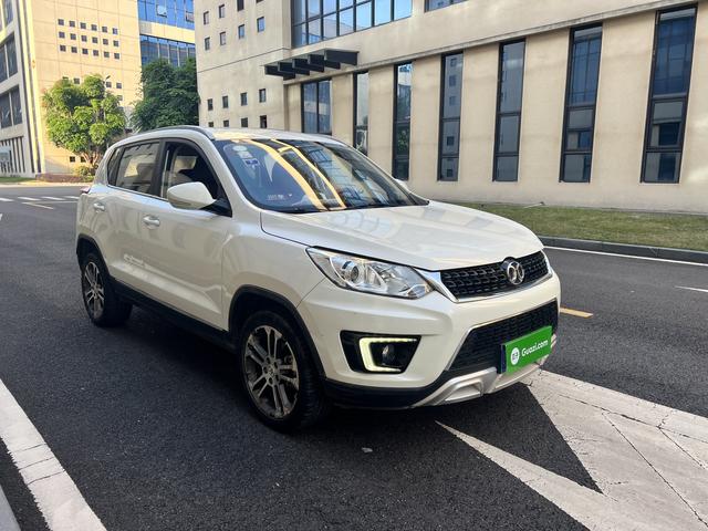 BAIC Shenbao X35