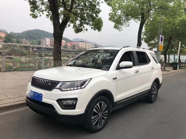 Oshan Changan Auchan CX70