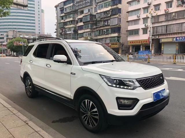 Oshan Changan Auchan CX70