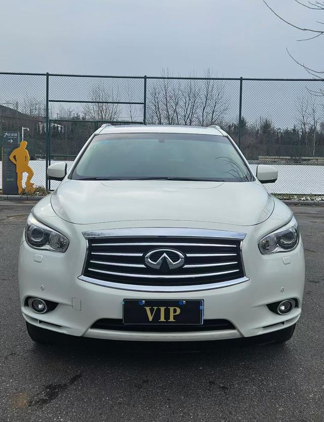 Infiniti QX60 (imported)