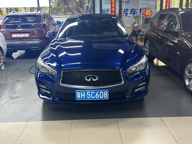 Infiniti Q50L