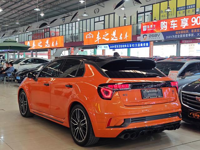 Lynk & Co 02 Hatchback