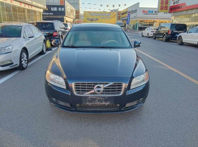 Volvo S80L