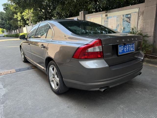 Volvo S80L