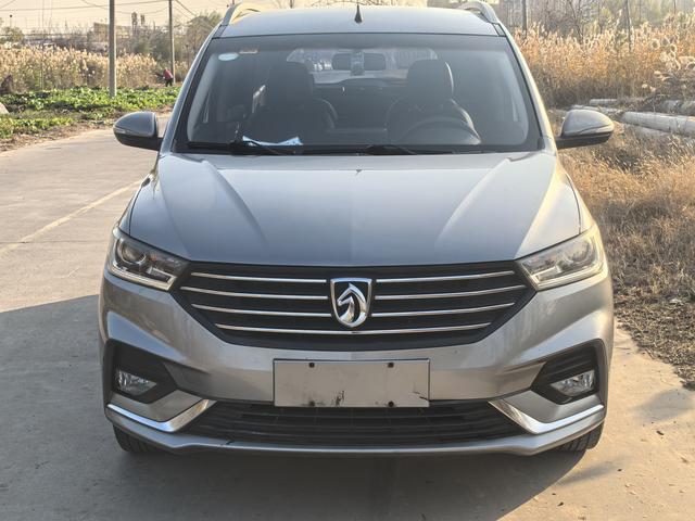 Baojun 360