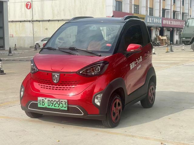 Baojun E100