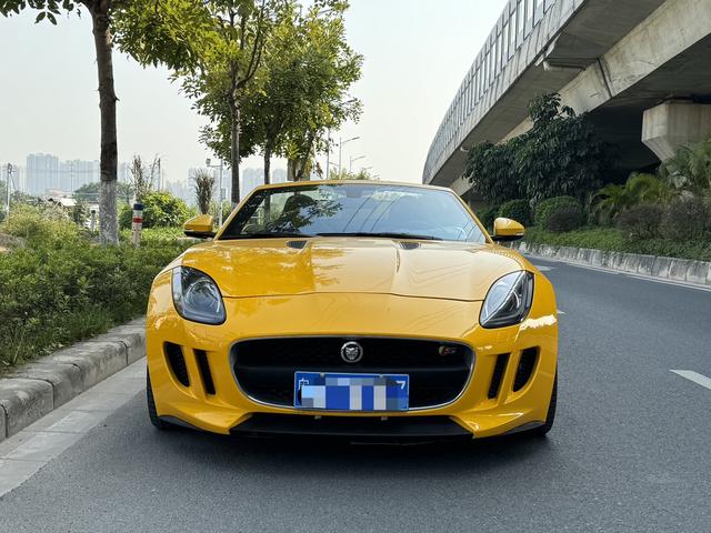 Jaguar F-TYPE