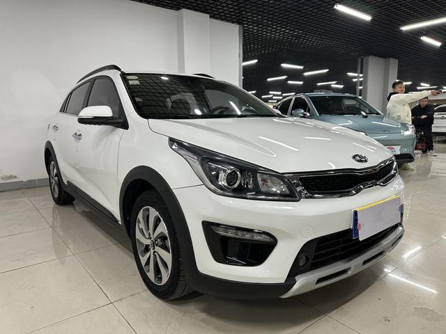 Kia KX CROSS