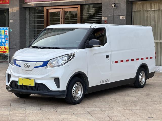 Maxus EV30