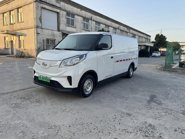 Maxus EV30