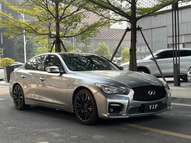 Infiniti Q50