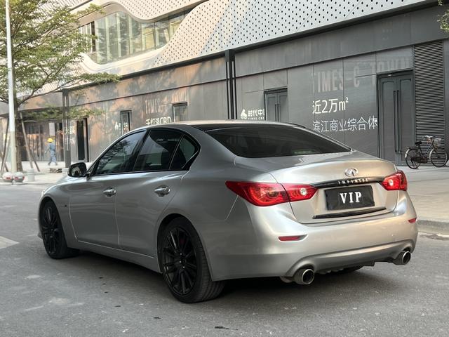 Infiniti Q50