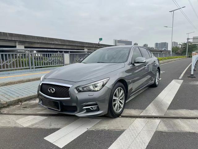 Infiniti Q50L