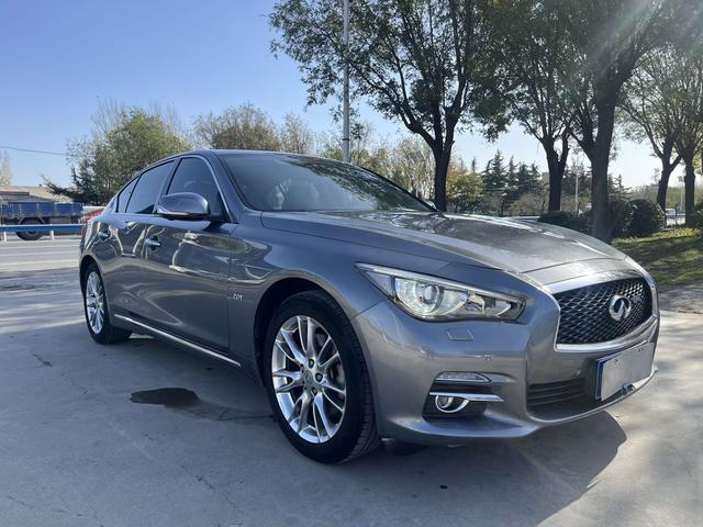 Infiniti Q50L