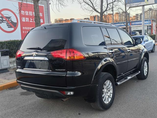 Mitsubishi Pajero Jinchang