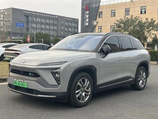 NIO ES6