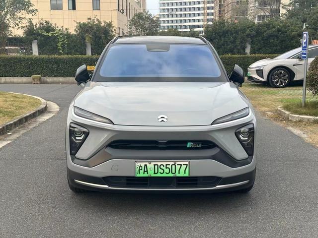 NIO ES6