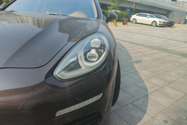 Porsche Panamera E-Hybrid