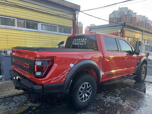 Ford F-150 Raptor