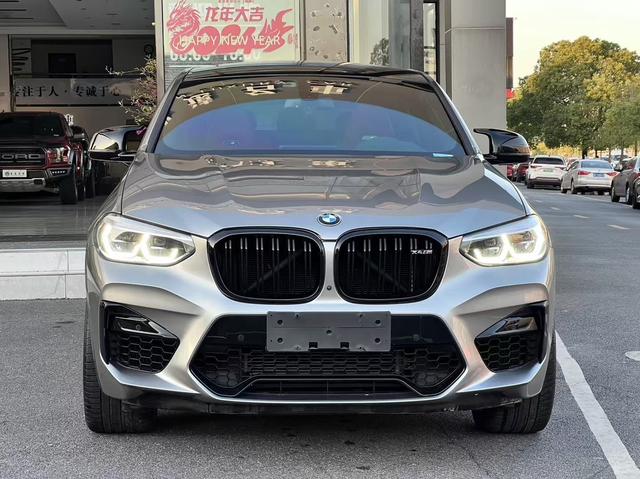 BMW X4 M