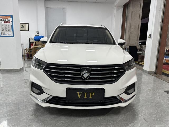 Baojun 360