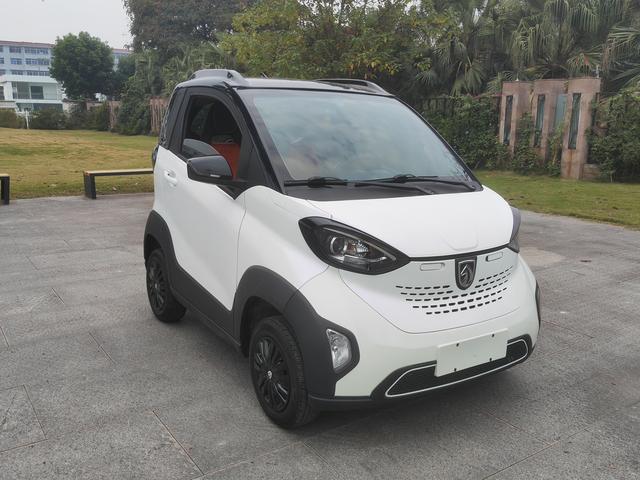 Baojun E100