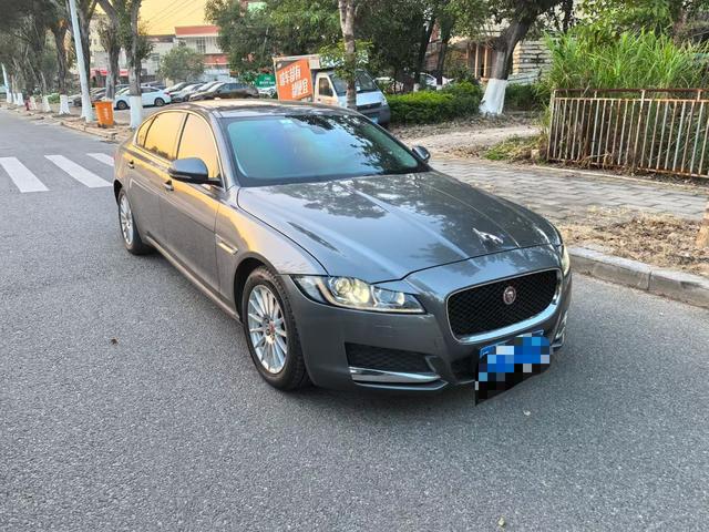 Jaguar XFL