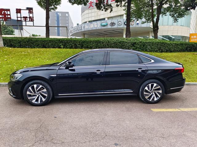 Volkswagen Passat PHEV