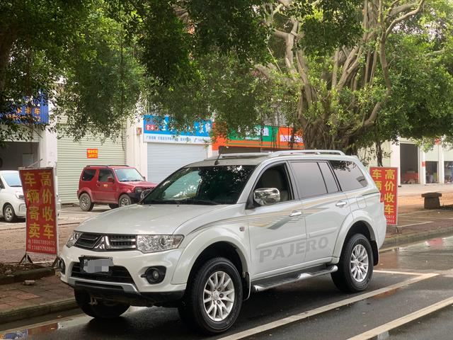 Mitsubishi Pajero Jinchang