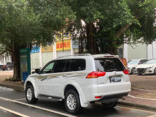 Mitsubishi Pajero Jinchang