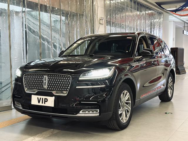 Lincoln Aviator