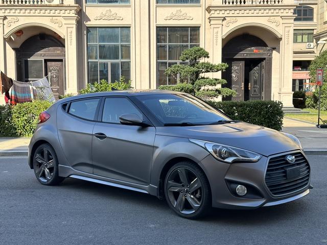 Hyundai Veloster