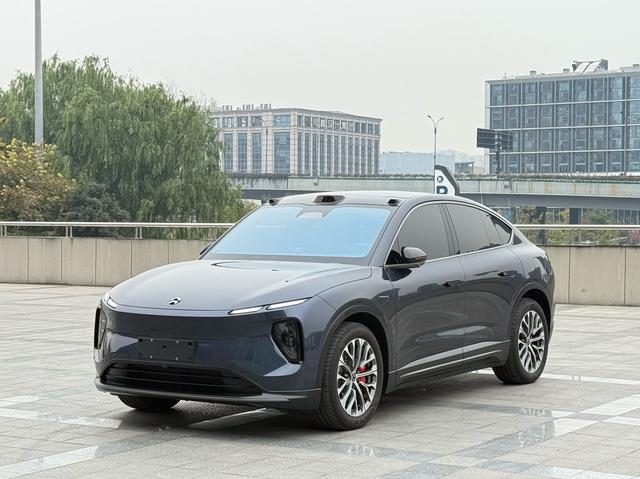 NIO EC6