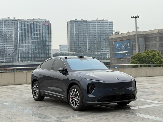 NIO EC6