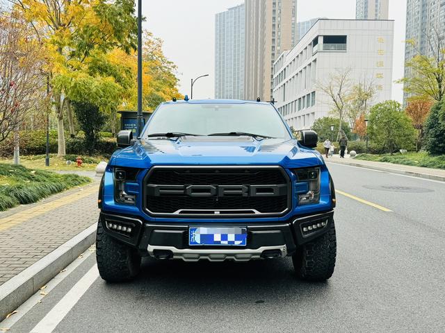 Ford F-150 Raptor