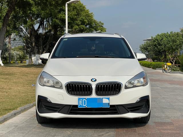 BMW 2 series multifunctional station wagon